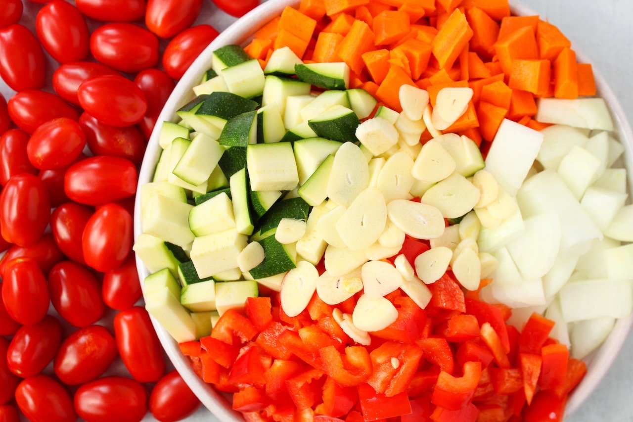 Vegetable pasta sauce (+ basics on hiding vegetables in sauces) Plant