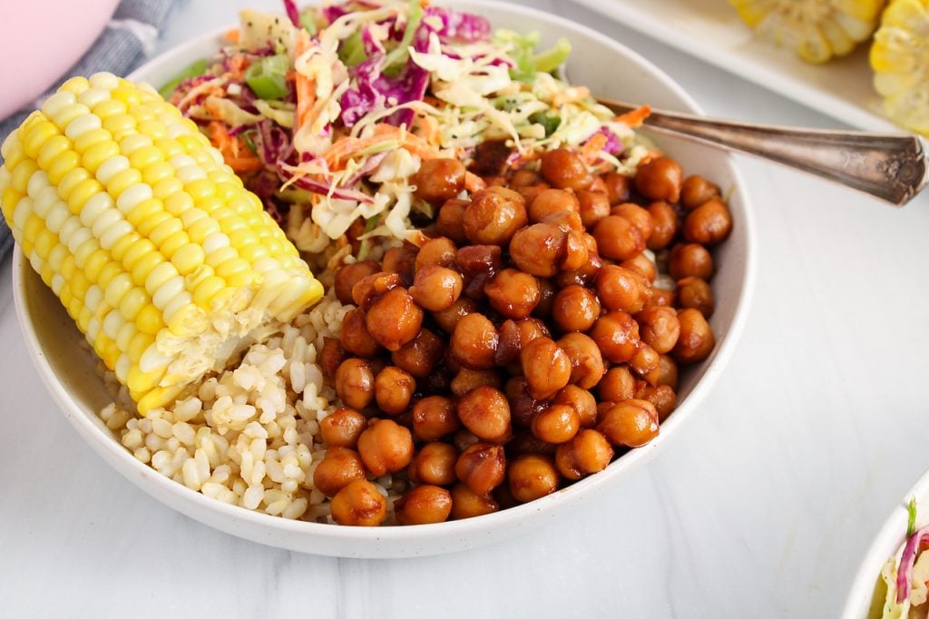 Korean BBQ Chickpea Bento Bowls - Sweet Peas and Saffron