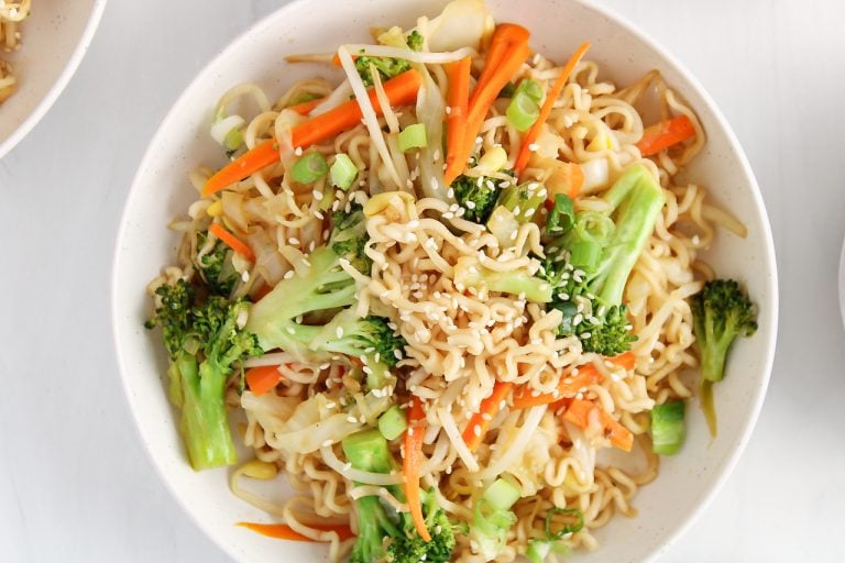 Vegan Chow Mein with Bean Sprouts Plant Based Jess