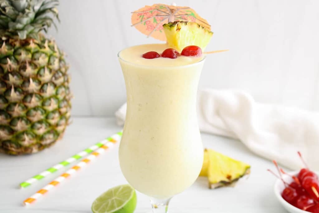 Fizzy Pineapple Punch - The Chunky Chef