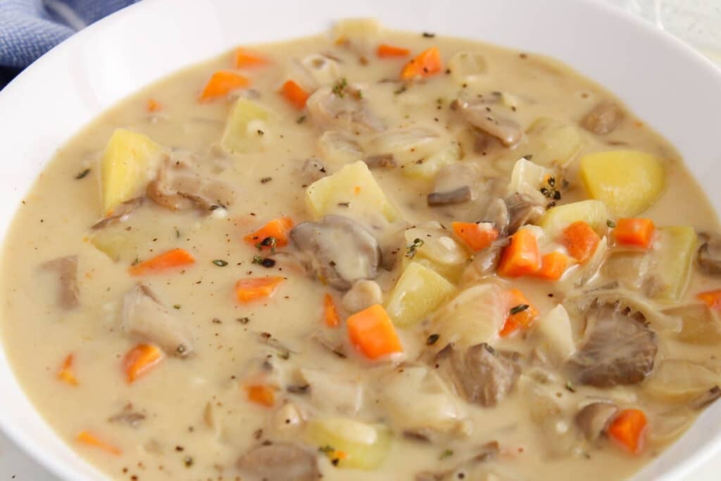 Oyster Stew with Coconut Milk