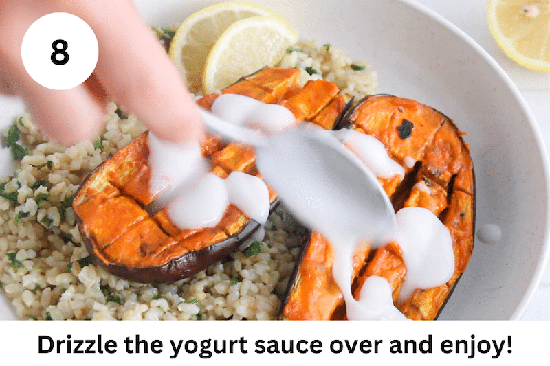 In process picture: drizzle the yogurt sauce and serve.
